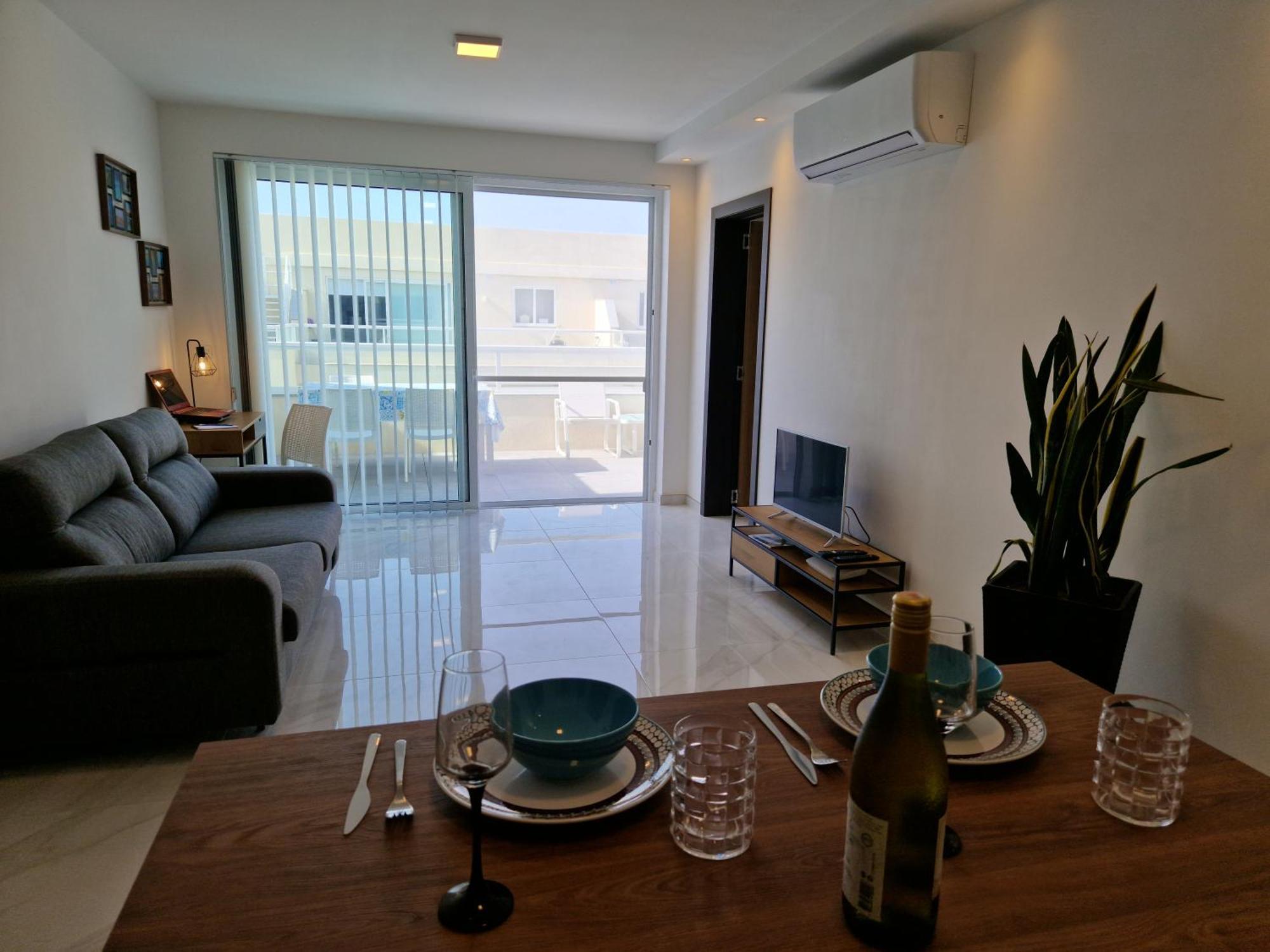 Ferienwohnung Sea View New Penthouse Terrace & Garage Parking St. Paul's Bay Exterior foto